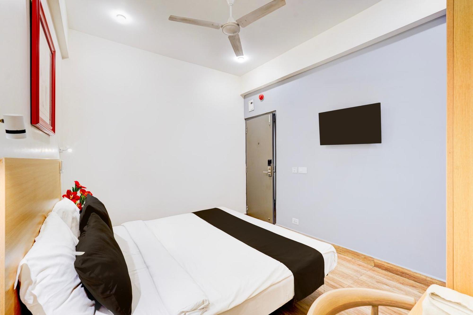 Hotel Super Townhouse Tirupati Exteriér fotografie