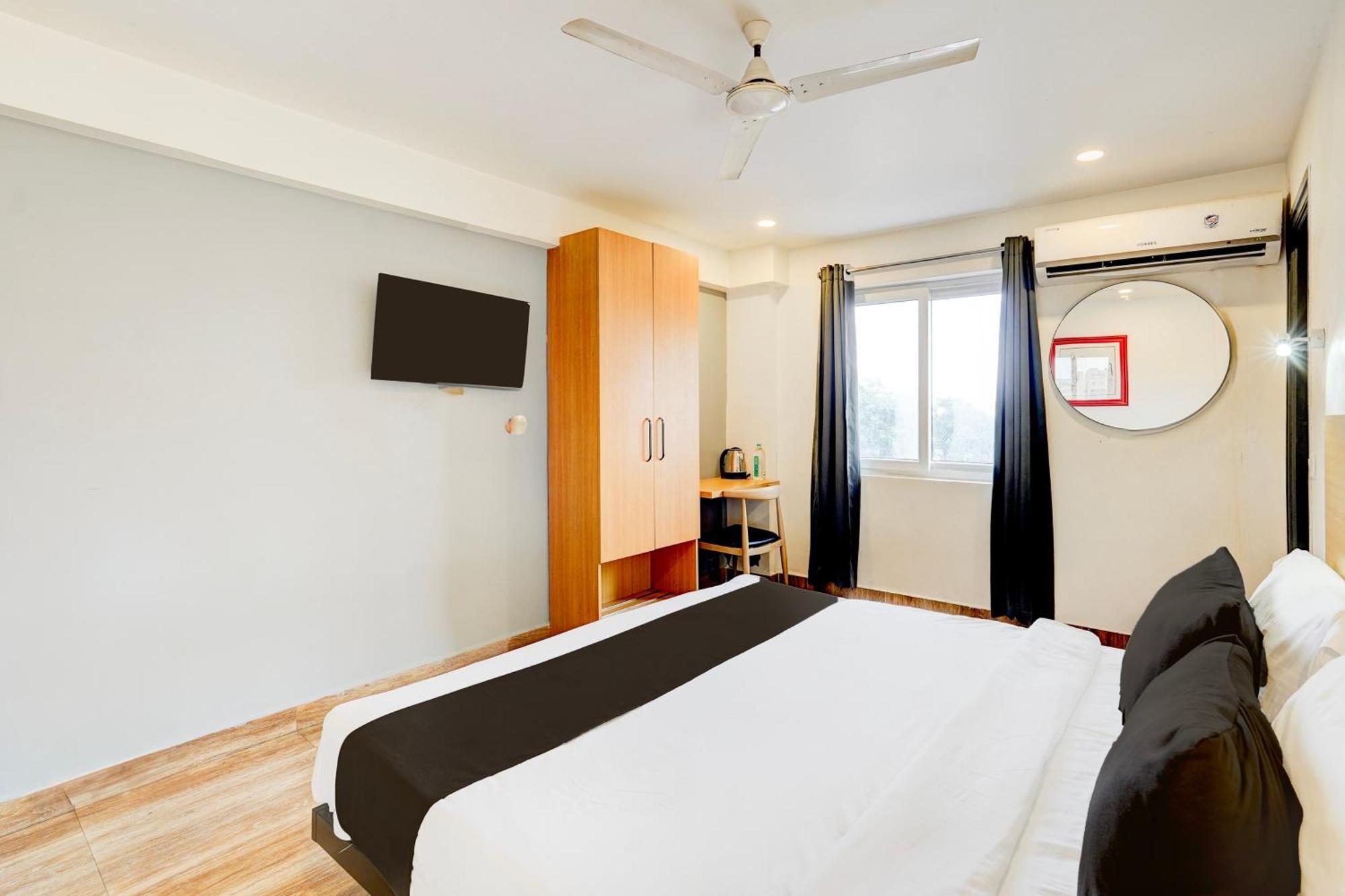Hotel Super Townhouse Tirupati Exteriér fotografie